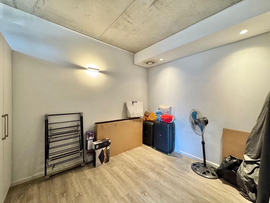 2 Bedroom Property for Sale in Woodstock Western Cape